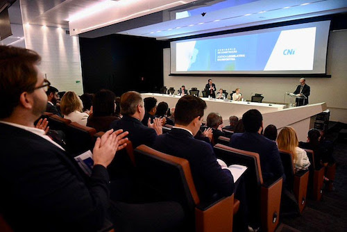 Mesmo em ano eleitoral, indústria vê janela para aprovação de pautas estratégicas