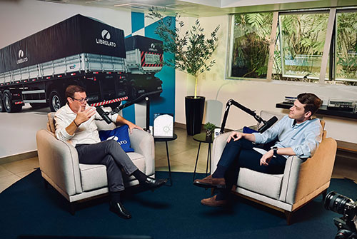 Librelato lança podcast "De Carga em Carga" para debater o futuro do transporte no Brasil