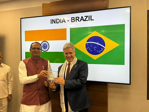 Brasil e Índia firmam parceria para impulsionar bioinsumos e agroecologia na agricultura familiar