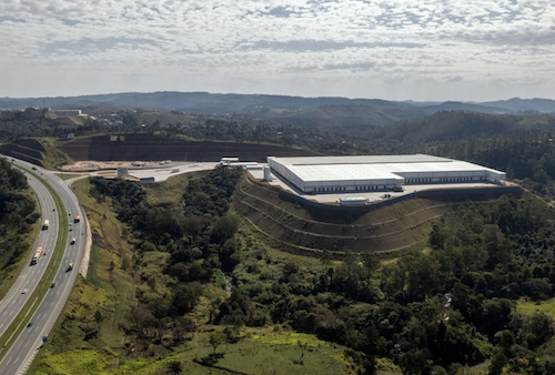 Com operação fulfillment, a companhia reforça sua presença estratégica no eixo da Rodovia Castelo Branco, a apenas 3 quilômetros do São Paulo Catarina Aeroporto Executivo Internacional