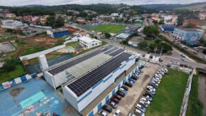 Prefeitura de Cotia inaugura usina solar e vai economizar R$ 4 milhões dos cofres públicos