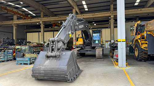 Tracbel é a primeira do Brasil a conquistar a nova certificação de reforma de máquinas da Volvo CE