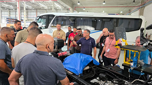 Volkswagen Caminhões e Ônibus potencializa capacitação na rede com 700 cursos