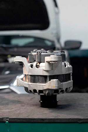 Litens orienta sobre sinais de desgaste e boas práticas de manutenção da polia do alternador