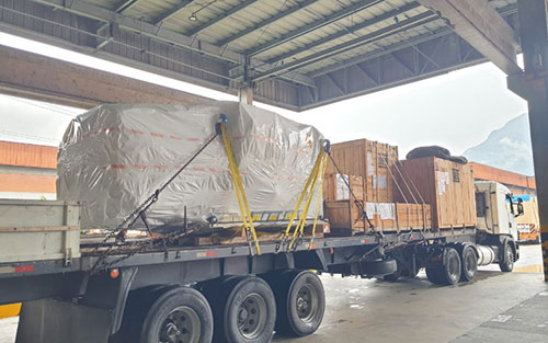 Carga aérea superdimensionada: peça de 30 toneladas segue para indústria do setor aeroespacial dos EUA