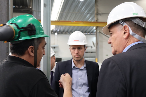 Barbieri amplia fábrica no Paraná e recebe embaixador da Argentina em visita estratégica à indústria do steel framing