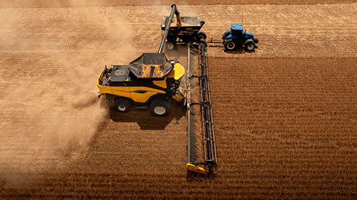 New Holland e Amazônia Máquinas trazem ao Show Safra 2026 a maior colheitadeira de duplo rotor do mundo