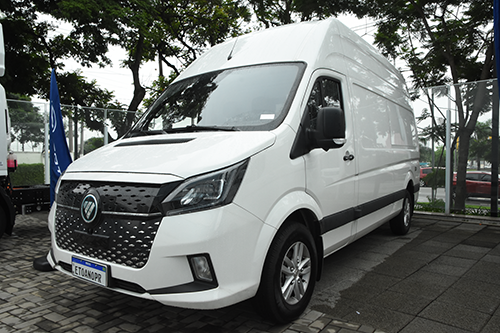 Van elétrica eToano Pro