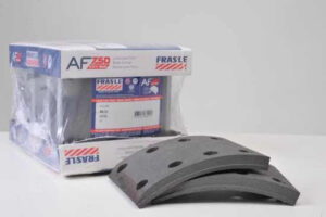 Fras-le oferece lona AF/750 para aplicações em ônibus urbano