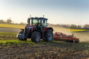 MF 8S Xtra é o trator mais eficiente em consumo de combustível do mercado, comprova teste internacional