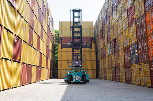 Super Terminais completa 30 anos entre os 15 principais players de contêineres do Brasil