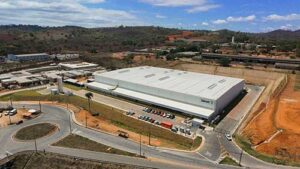 Multinacional finlandesa inaugurou nova unidade em Minas Gerais que permitirá triplicar a capacidade de produção de tecidos filtrantes