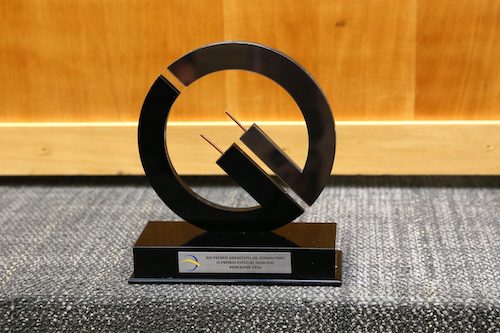 Engenharia de Comunicação vence Prêmio Especial de Jornalismo por matéria que concentra dados sobre o mercado clandestino de cabos elétricos