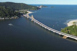 Mais do que conectar cidades, ponte de Guaratuba liga meio ambiente e cidadania
