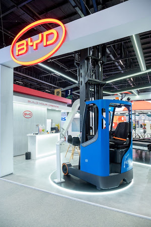 Logística com Blade: BYD lança no Brasil empilhadeira com tecnologia inédita no país e acelera a eletrificação de toda a cadeia