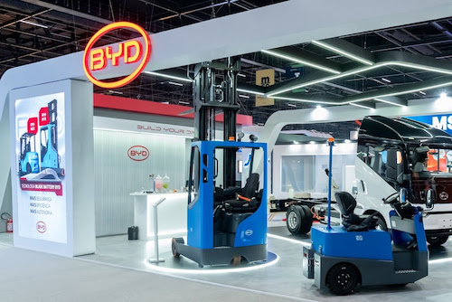 Logística com Blade: BYD lança no Brasil empilhadeira com tecnologia inédita no país e acelera a eletrificação de toda a cadeia
