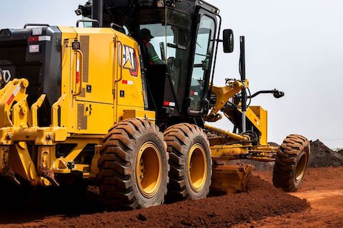 Caterpillar destaca soluções para resolver os desafios mais difíceis de seus clientes na Agrishow 2026