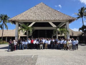 Grupo Manitou reúne rede de distribuidores e reforça estratégia de crescimento na América Latina