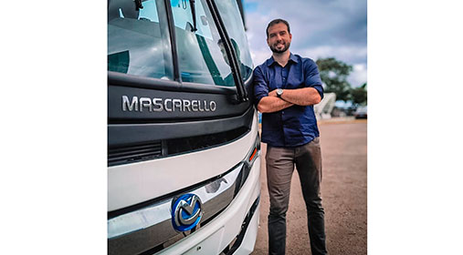 Novo ônibus elétrico aposta em design autoral para inaugurar nova fase do transporte coletivo urbano