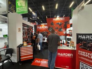 Marca de ferramentas do Grupo KMR cresce 25%, estreia na Feicon e mira avanço de 40% em 2026