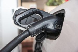 Carregamento Megawatt: o futuro dos caminhões e ônibus elétricos