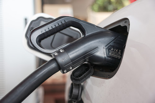 Carregamento Megawatt: o futuro dos caminhões e ônibus elétricos