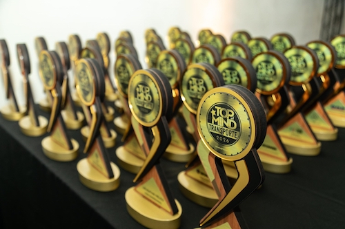 Mercedes-Benz conquista dupla vitória no Prêmio Top of Mind TranspoData 2026