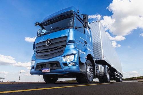Grupo Kothe adquire 210 caminhões extrapesados Mercedes-Benz Axor 2545 6x2 para renovação de frota