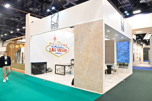 Unique Stone fecha R$ 7.2 milhões em contratos durante a Coverings 2026