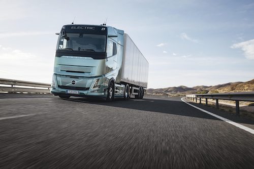 Volvo lança na Europa caminhões elétricos com autonomia de até 700 km