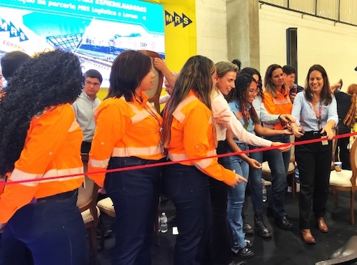 Loram South America entrega novas máquinas à MRS em contrato bilionário de operação e manutenção ferroviária