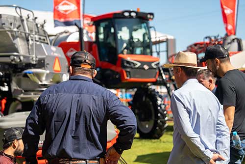 KUHN do Brasil foca em tecnologia e proximidade com o produtor na Agrishow 2026