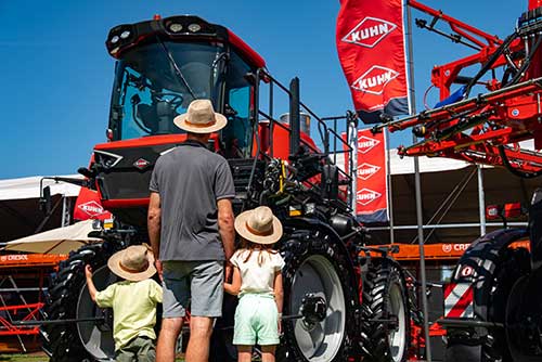 KUHN do Brasil foca em tecnologia e proximidade com o produtor na Agrishow 2026