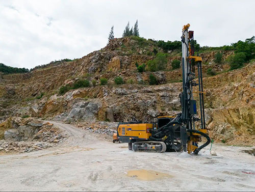Perfuratriz DTH XQZ152: produtividade e baixo custo para mineração e pedreiras
