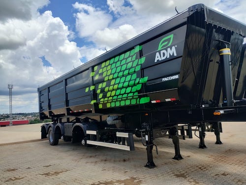 ADM moderniza operação logística em Rondonópolis (MT) e dobra produtividade com nova frota de caminhões