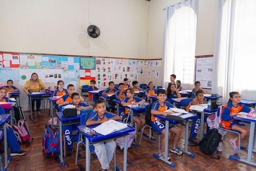  Iniciativa contra analfabetismo funcional chega a novas escolas em Minas Gerais