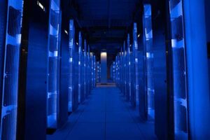 Schneider Electric avança na entrega em etapas de mais de US$ 290 milhões em infraestrutura para IA no campus Lake Mariner da TeraWulf