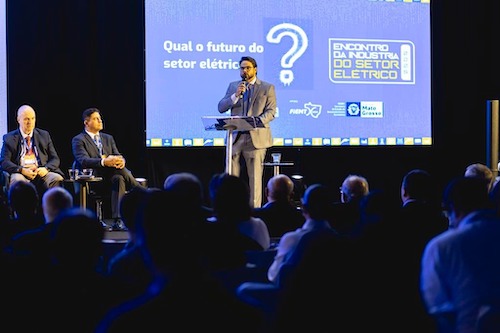 Evento do setor elétrico aposta em conexões e geração de negócios