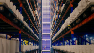 ULMA realiza retrofit em sistema de armazenamento automático da WEG em tempo recorde
