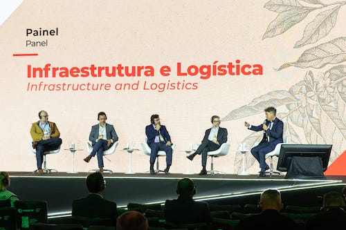 Urgência na expansão da capacidade do Porto de Santos e os desafios macroeconômicos globais marcam o segundo dia do XXV Seminário Internacional do Café