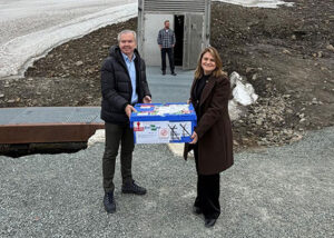 Presidente da Embrapa entrega nova remessa de sementes do Brasil ao Banco de Svalbard