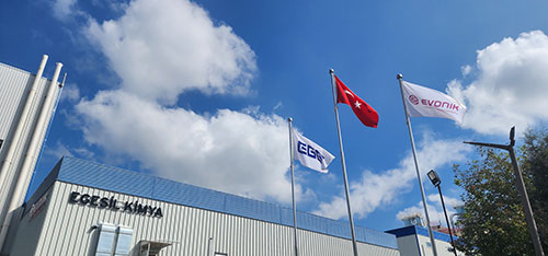Evonik viabiliza cadeias de valor sustentáveis com ULTRASIL® eCO certificado pela ISCC Plus