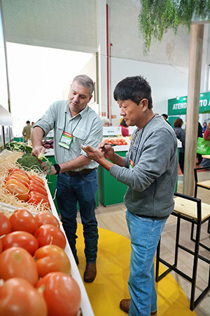 HM.CLAUSE transforma participação na Hortitec 2026 em vitrine de lançamentos e validação técnica em campo