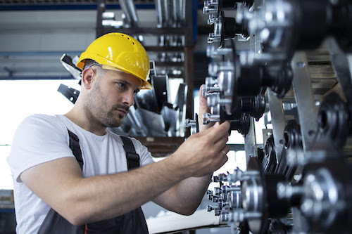 Motor novo ou rebobinado: qual é a melhor escolha para a indústria?