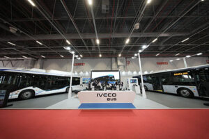 IVECO BUS APRESENTA SOLUÇÕES DE MOBILIDADE SUSTENTÁVEL SOB MEDIDA NA BUSWORLD TURQUIA 2026