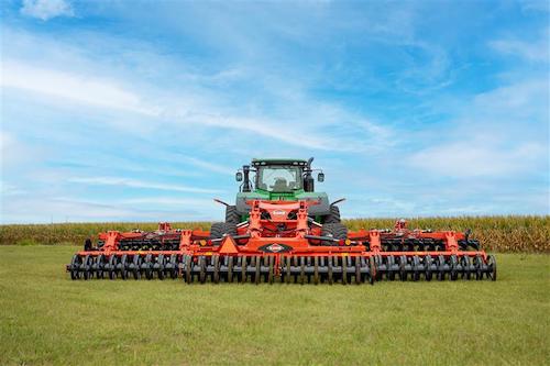 KUHN do Brasil e Unicampo levam gigantes da alta tecnologia e preparo de solo para a Bahia Farm Show 