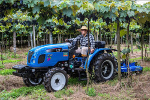 Tecnologia em tratores para impulsionar a fruticultura do Nordeste