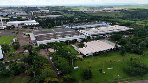 PHINIA celebra 35 anos de operações na planta de Piracicaba e reforça seu papel na indústria automotiva