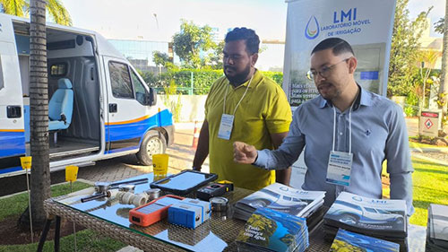 Semana Nacional da Agricultura Irrigada encerra programação com demonstração do Laboratório Móvel de Irrigação na Embrapa Cerrados