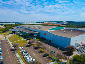 ABB leva soluções voltadas à eficiência energética e modernização industrial para a Fenasucro 2026
